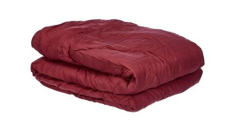 Amazon Basics, el edredón de microfibra reversible