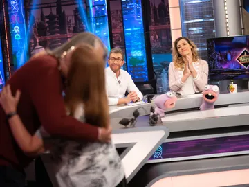 Abril Zamora se convierte en detective del amor: ¿detectará a las falsas parejas de 'El Hormiguero 3.0'? Abril Zamora se convierte en detective del amor: ¿detectará a las falsas parejas de 'El Hormiguero 3.0'?