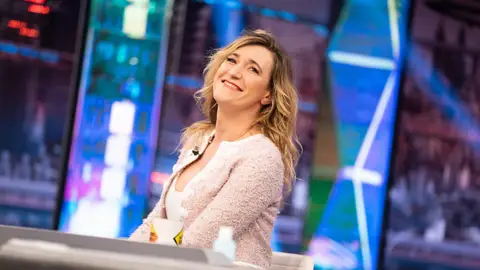 Abril Zamora reivindica su cambio de identidad: “¿A quién le importa quién soy y con quién me acuesto?” Un consejo para aplaudir