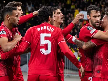 Jugadores del Villarreal celebrando un gol Jugadores del Villarreal celebrando un gol