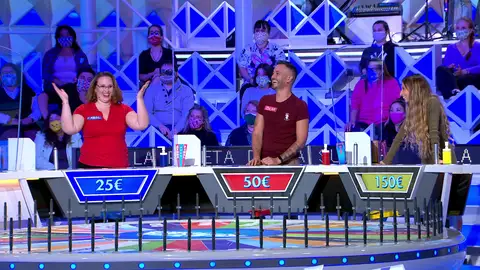 ¡Mala suerte triplicada! Carol no da crédito al caer tres veces en el gajo del ‘se lo doy’ ¡Mala suerte triplicada! Carol no da crédito al caer tres veces en el gajo del ‘se lo doy’