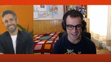 La emoción de Pablo Díaz al felicitar a Roberto Leal por su Ondas de Pasapalabra