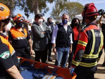 Ensayan un simulacro de tsunami "histórico" en Huelva y Cádiz con un operativo de casi 2.000 personas