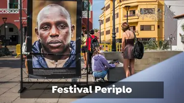 Vecinos de Tenerife arreglan una exposición dedicada a los migrantes que había sido vandalizada Vecinos de Tenerife arreglan una exposición dedicada a los migrantes que había sido vandalizada
