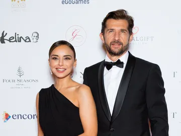 Chenoa recoge el premio a "mujer inspiradora" junto a su prometido Miguel Sánchez Chenoa recoge el premio a "mujer inspiradora" junto a su prometido Miguel Sánchez