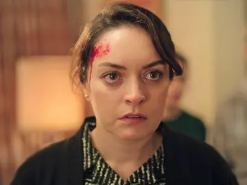 Safiye resulta herida tras una fuerte crisis de nervios: “Se ha ido con ella” Safiye resulta herida tras una fuerte crisis de nervios: “Se ha ido con ella”