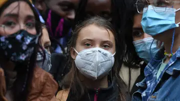 Greta Thunberg, sobre la amenaza de la crisis climática: "El liderazgo está aquí fuera, no dentro de la COP26" Greta Thunberg, sobre la amenaza de la crisis climática: "El liderazgo está aquí fuera, no dentro de la COP26"