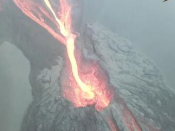 Se forma un lago de lava en La Palma