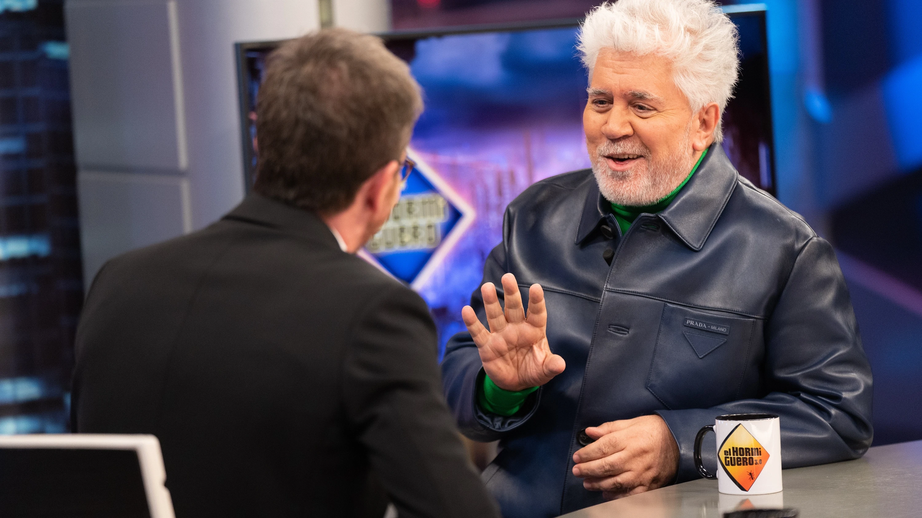 Pedro Almodóvar habla sin tapujos sobre la movida madrileña: "Se experimentaba con la sexualidad" Pedro Almodóvar habla sin tapujos sobre la movida madrileña: "Se experimentaba con la sexualidad"