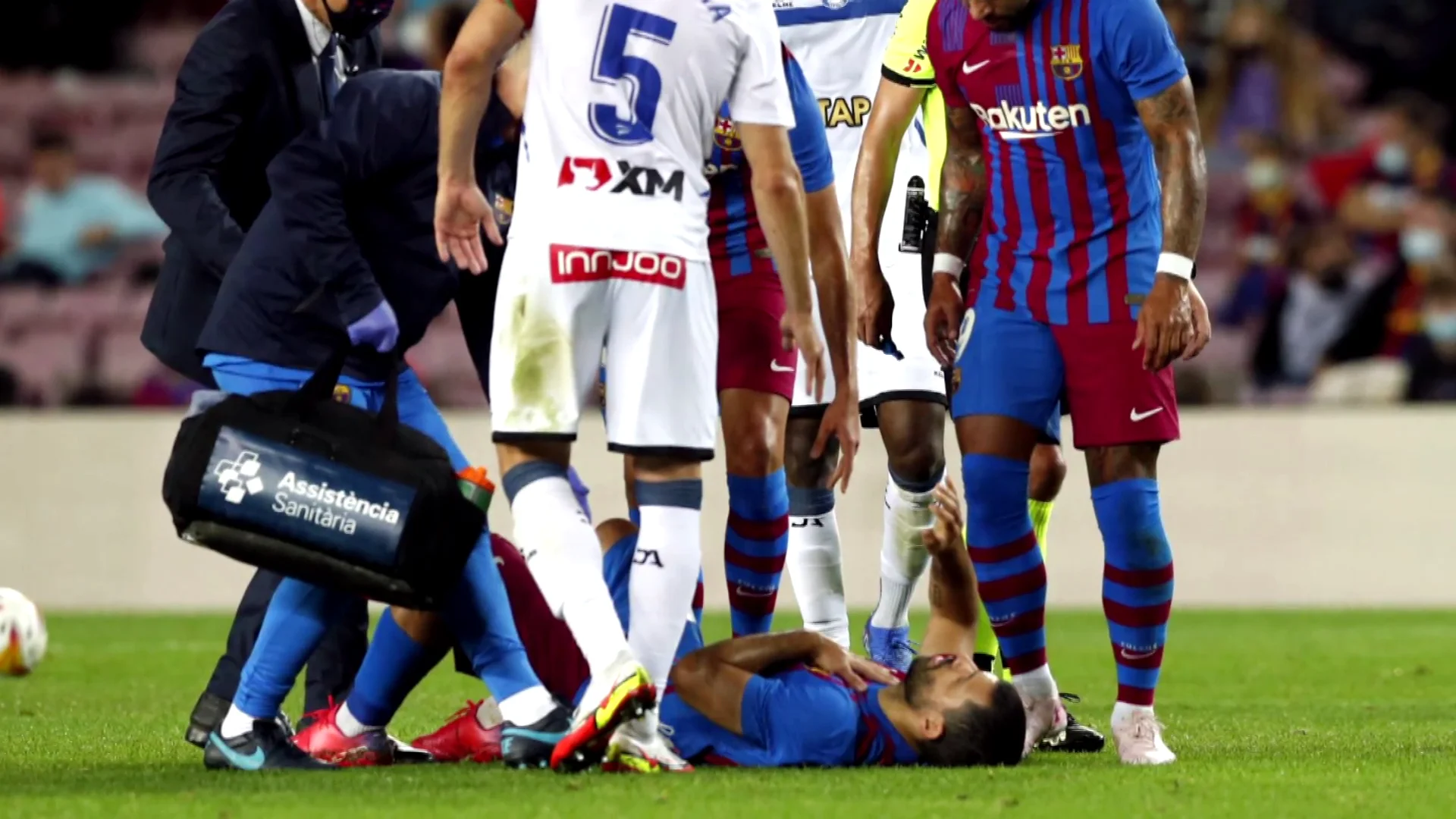 Ag&uuml;ero estar&aacute; como m&iacute;nimo tres meses de baja tras padecer problemas cardiol&oacute;gicos