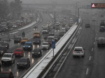 Muere un hombre en Jerez de la Frontera tras caer con su coche a un canal sin agua