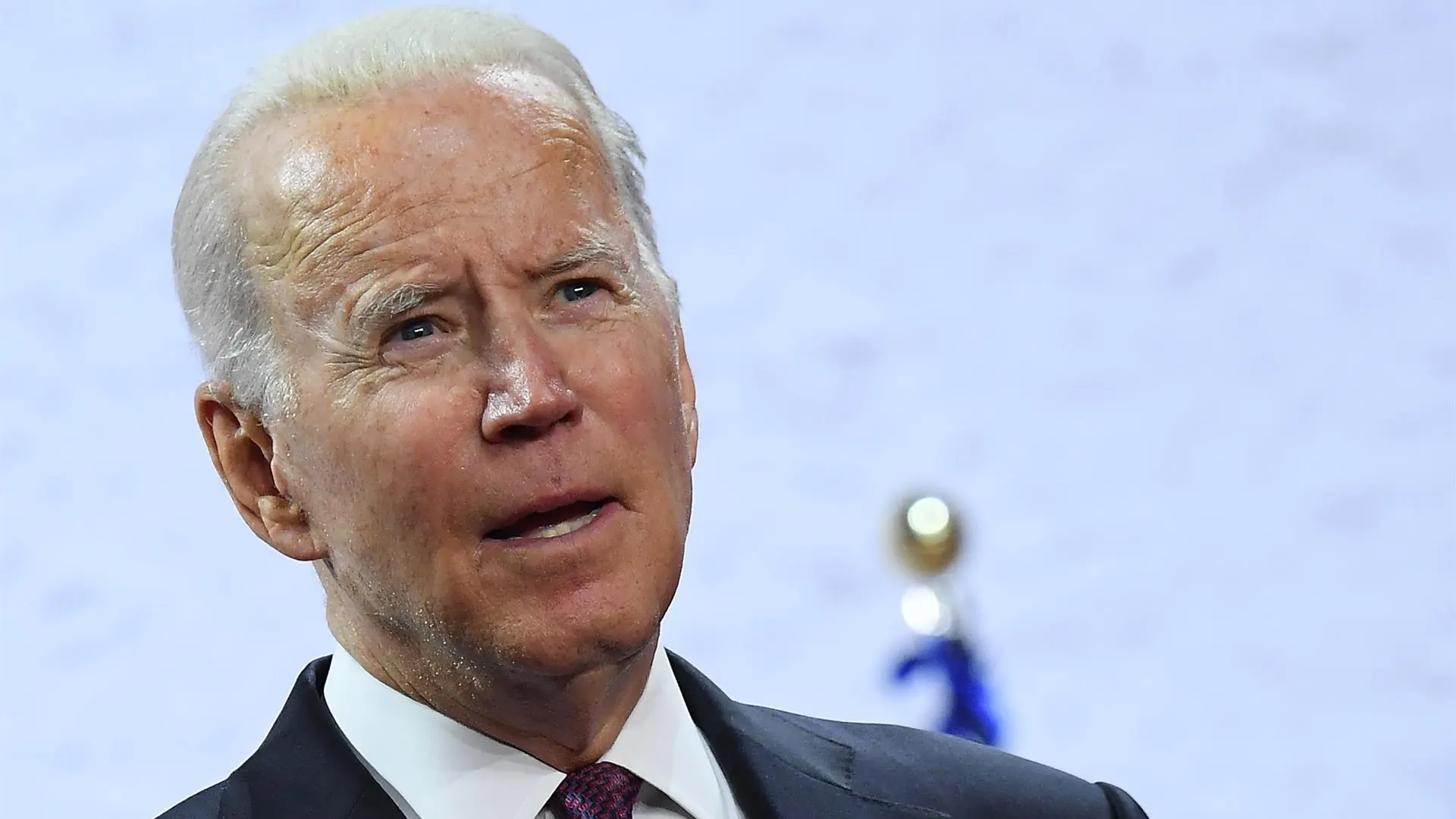 Joe Biden se queda dormido en la Cumbre del Clima en Glasgow