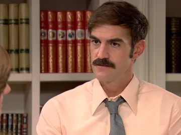 Raúl, más vulnerable que nunca, toma una drástica decisión que lo cambiará todo en Garlo Raúl, más vulnerable que nunca, toma una drástica decisión que lo cambiará todo en Garlo