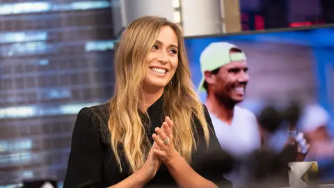 Paula Badosa reconoce su timidez con su ídolo Rafa Nadal: "Me intimida muchísimo" Paula Badosa reconoce su timidez con su ídolo Rafa Nadal: "Me intimida muchísimo"