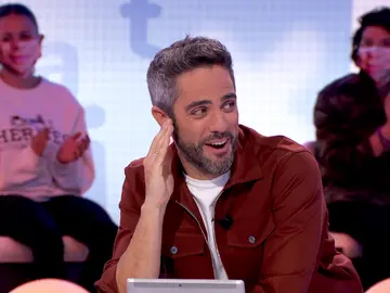 La reacción de Roberto Leal ante el chiste de David Fernández: “No hace falta que vengas al siguiente” La reacción de Roberto Leal ante el chiste de David Fernández: “No hace falta que vengas al siguiente”