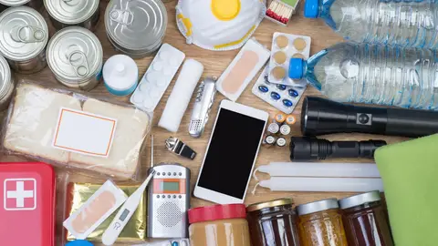 Lo que debes comprar para el gran apagón en Europa Lo que debes comprar para el gran apagón en Europa