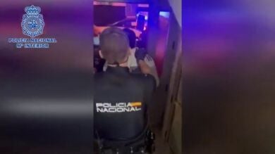 Detenido por amenazar con un cuchillo a un grupo de niños que jugaban en un parque en Las Palmas