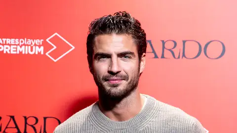 Maxi Iglesias Maxi Iglesias