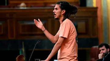 Los letrados del Congreso responden a Podemos: Correspondía a Batet dar cumplimiento a la inhabilitación de Rodríguez