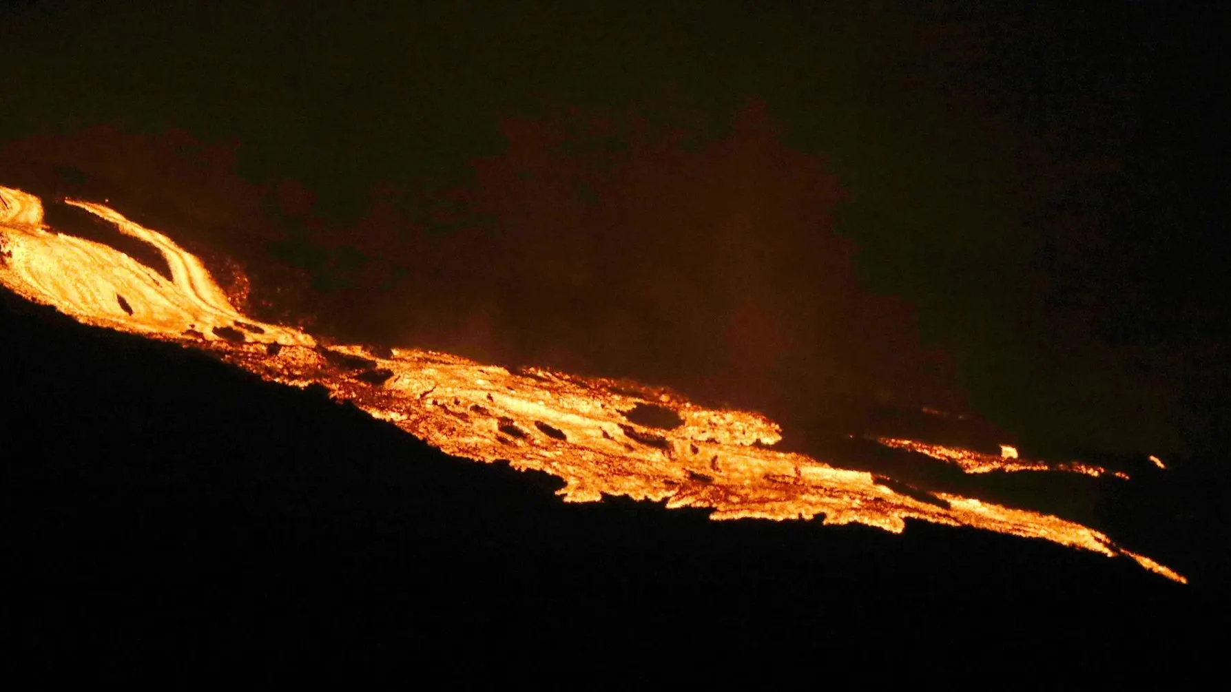 Registran un terremoto de magnitud 5 por el volcán de La Palma Registran un terremoto de magnitud 5 por el volcán de La Palma