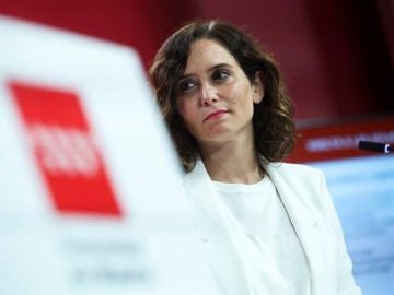 Ayuso ve el Gobierno de Sánchez como el "más autoritario", cree que con Almeida forma un "tándem ganador" y dice que le dijo a Casado "en privado" que iba a presentarse al congreso