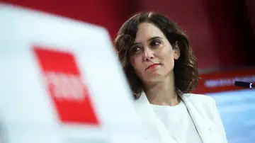 Ayuso ve el Gobierno de Sánchez como el "más autoritario", cree que con Almeida forma un "tándem ganador" y dice que le dijo a Casado "en privado" que iba a presentarse al congreso Ayuso ve el Gobierno de Sánchez como el "más autoritario", cree que con Almeida forma un "tándem ganador" y dice que le dijo a Casado "en privado" que iba a presentarse al congreso