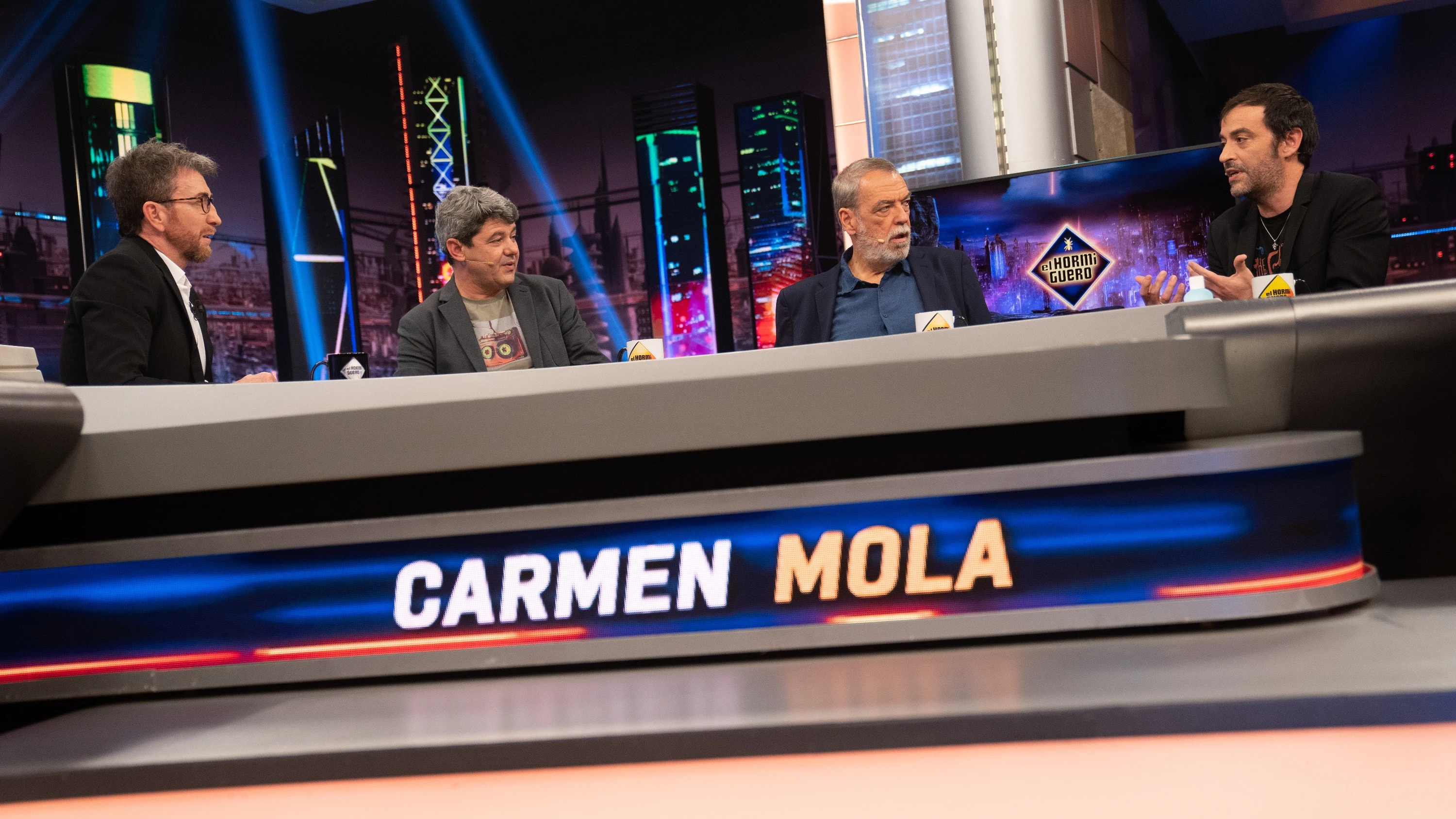 ¿Cómo nació Carmen Mola? Jorge Díaz, Agustín Martínez y Antonio Mercero revelan el origen del pseudónimo ¿Cómo nació Carmen Mola? Jorge Díaz, Agustín Martínez y Antonio Mercero revelan el origen del pseudónimo