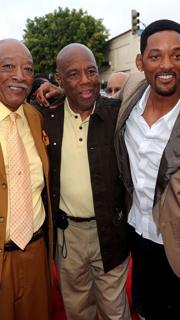 De izquierda a derecha, Will Smith padre, el fotógrafo Howard Bingham y Will Smith