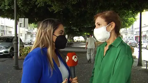 Los vecinos de La Palma que han perdido sus casas o sus negocios siguen esperando las ayudas que les permitan recuperar su vida. Los vecinos de La Palma que han perdido sus casas o sus negocios siguen esperando las ayudas que les permitan recuperar su vida.