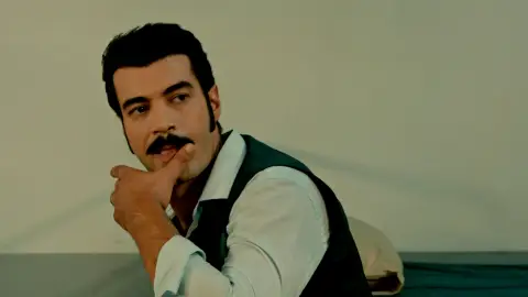 Yilmaz y Demir protagonizan un fuerte enfrentamiento en prisión Yilmaz y Demir protagonizan un fuerte enfrentamiento en prisión