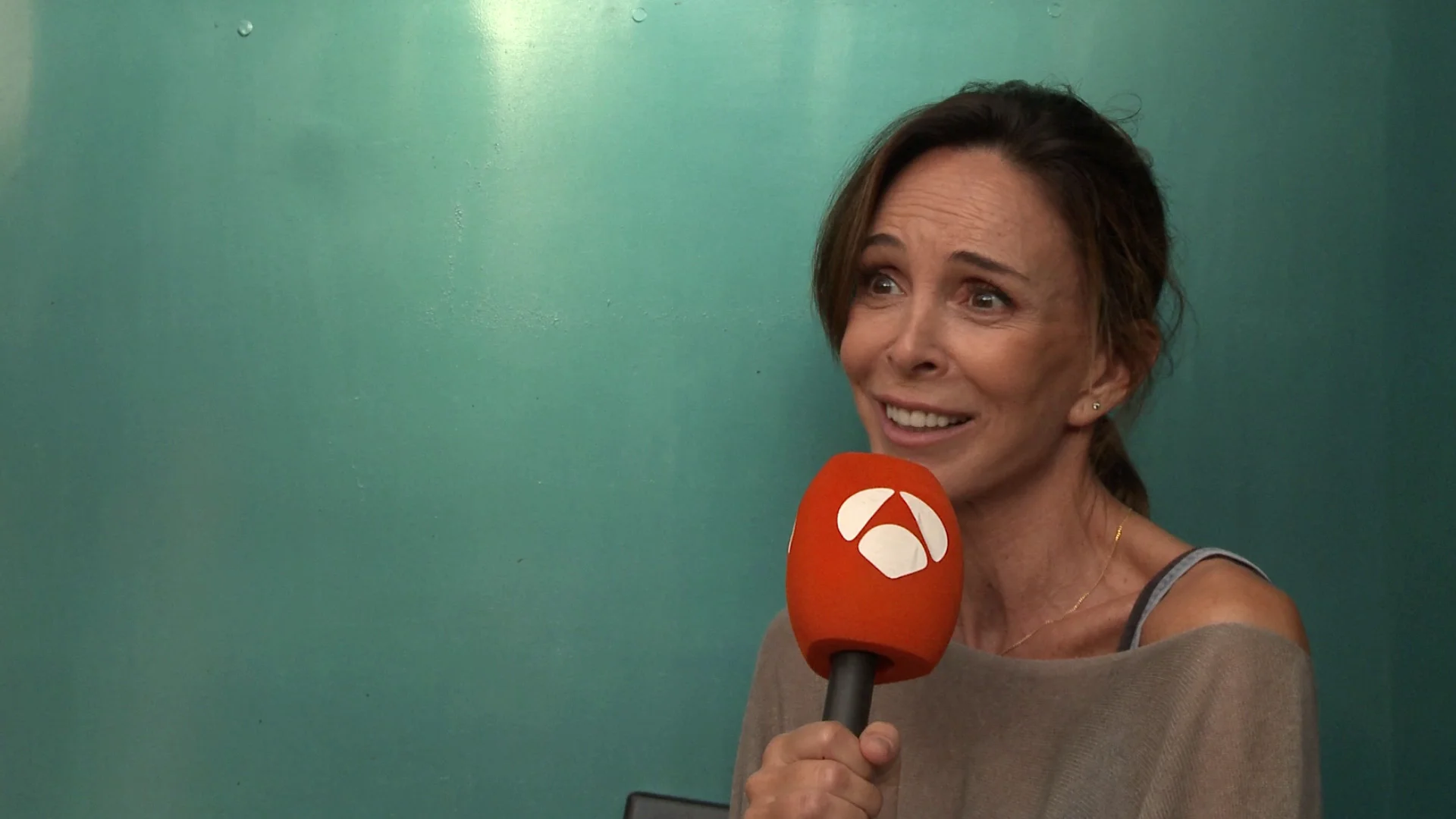 Lydia Bosch, sobre sus compa&ntilde;eros de &lsquo;Tu cara me suena&rsquo;: &ldquo;Los Morancos van a hacer pasar momentos brutales y Loles Le&oacute;n, con ese humor tan ir&oacute;nico y tan &aacute;cido&rdquo;