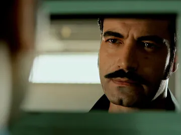 Las últimas palabras de Yilmaz a Demir antes de salir de prisión: “Lo primero que haré será ir a por Züleyha” Las últimas palabras de Yilmaz a Demir antes de salir de prisión: “Lo primero que haré será ir a por Züleyha”