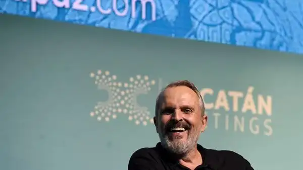 Así comienza 'El hijo del capitán trueno', las memorias de Miguel Bosé en las que habla de su padre "todopoderoso" y su madre "arrolladora" Así comienza 'El hijo del capitán trueno', las memorias de Miguel Bosé en las que habla de su padre "todopoderoso" y su madre "arrolladora"