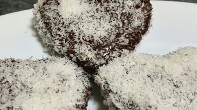 Para chuparse los dedos: Aprende a elaborar galletas al estilo lamington
