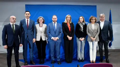 Los eurodiputados, "conmovidos" y apenados tras hablar con las víctimas de ETA Los eurodiputados, "conmovidos" y apenados tras hablar con las víctimas de ETA