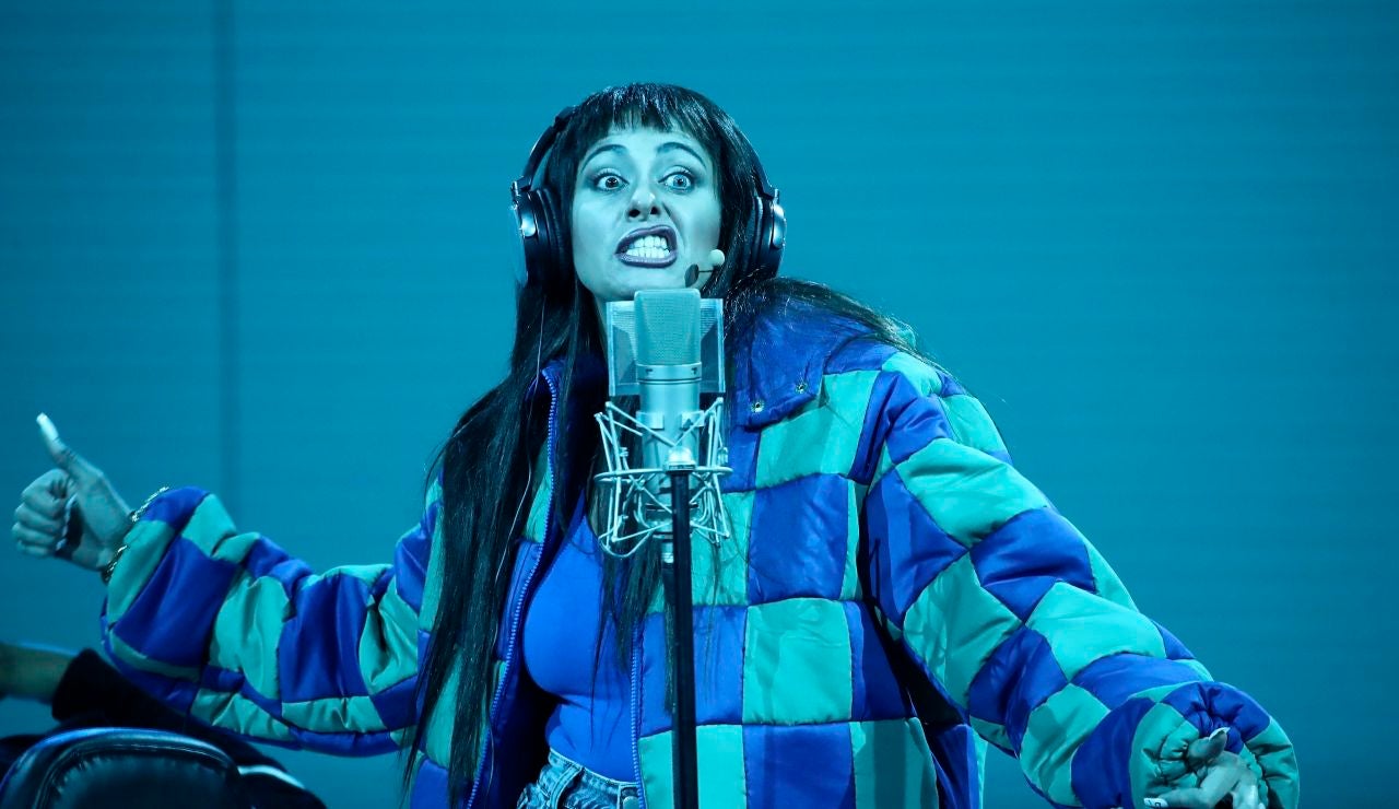 María Peláe es una “nasty girl, fantastic” como Nathy Peluso en ‘BZRP Music Sessions #36’