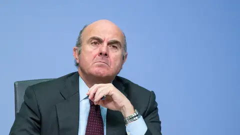 Luis de Guindos: la reforma laboral ha funcionado bien Luis de Guindos: la reforma laboral ha funcionado bien