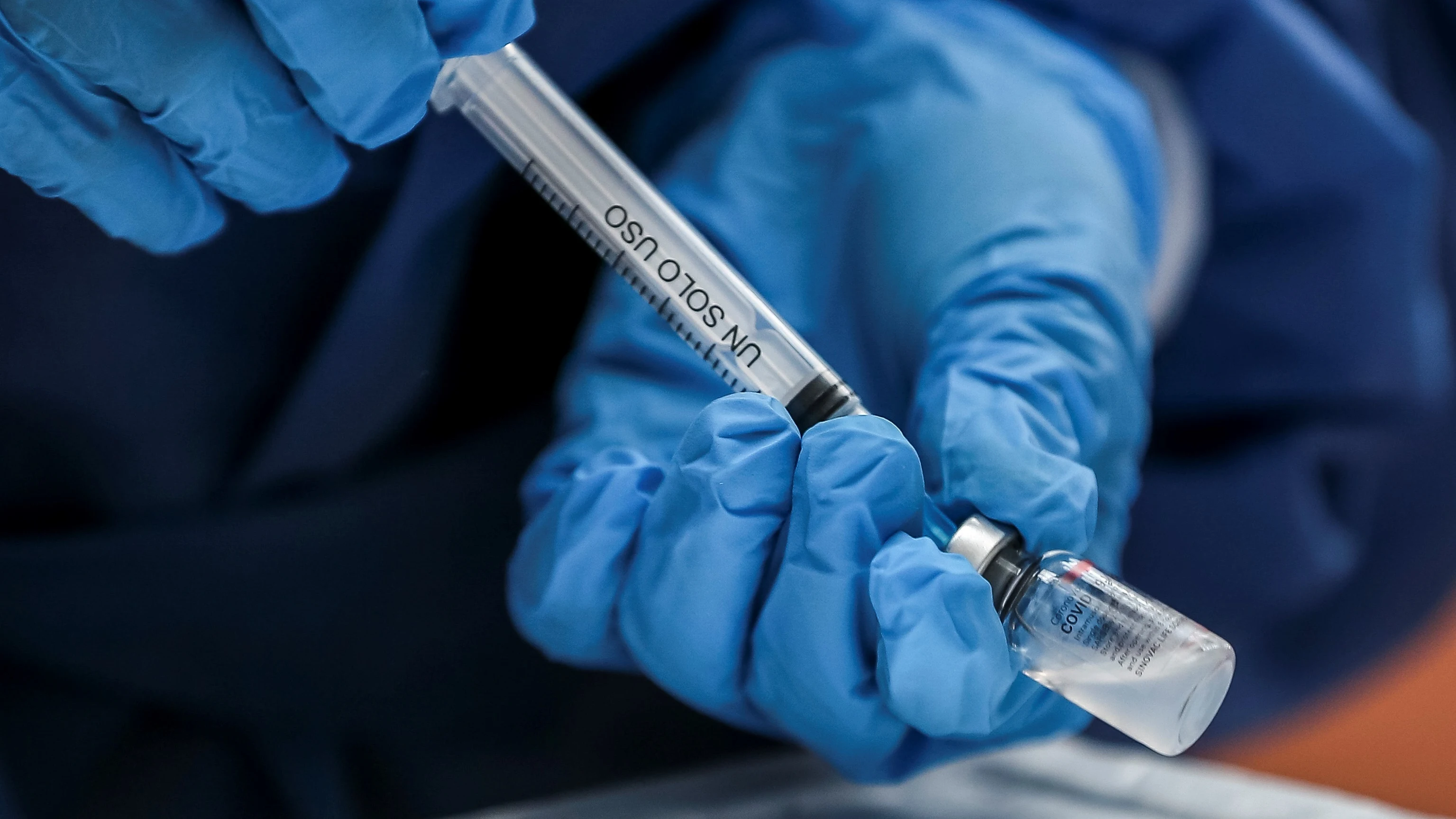 Alemania, a favor de una tercera dosis para frenar el repunte de contagios 