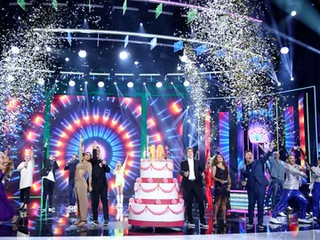 La fantástica ‘Fiesta’ para homenajear a Raffaella Carrà en ‘Tu cara me suena’: “¡Hasta siempre!” La fantástica ‘Fiesta’ para homenajear a Raffaella Carrà en ‘Tu cara me suena’: “¡Hasta siempre!”