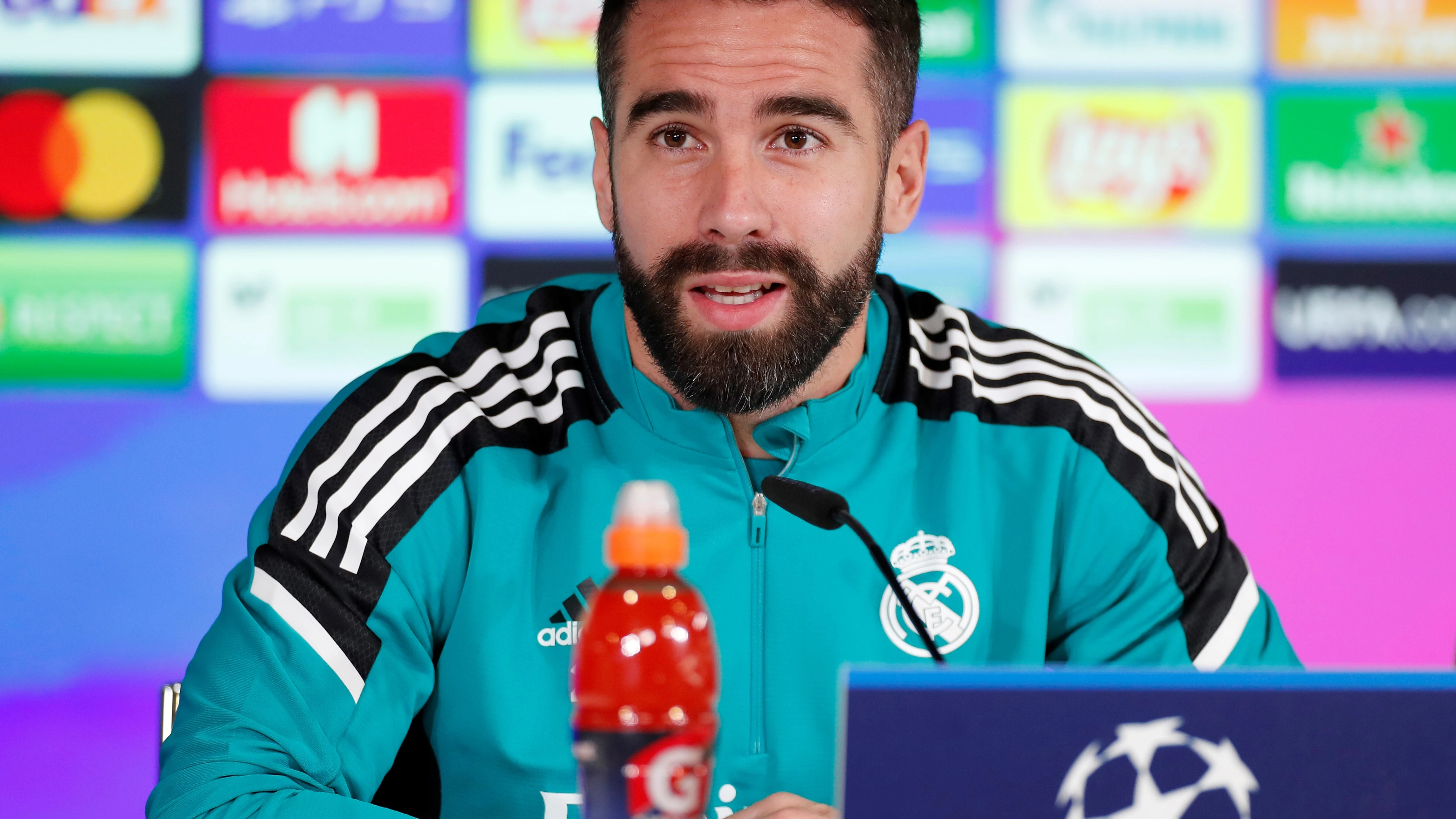 Dani Carvajal en rueda de prensa Dani Carvajal en rueda de prensa