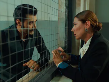 El favor más importante de Demir a su madre: “Yilmaz nunca debe llegar a Züleyha” El favor más importante de Demir a su madre: “Yilmaz nunca debe llegar a Züleyha”