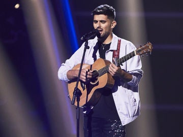 Julio Benavente canta ‘Marinero’ en los Asaltos de ‘La Voz’