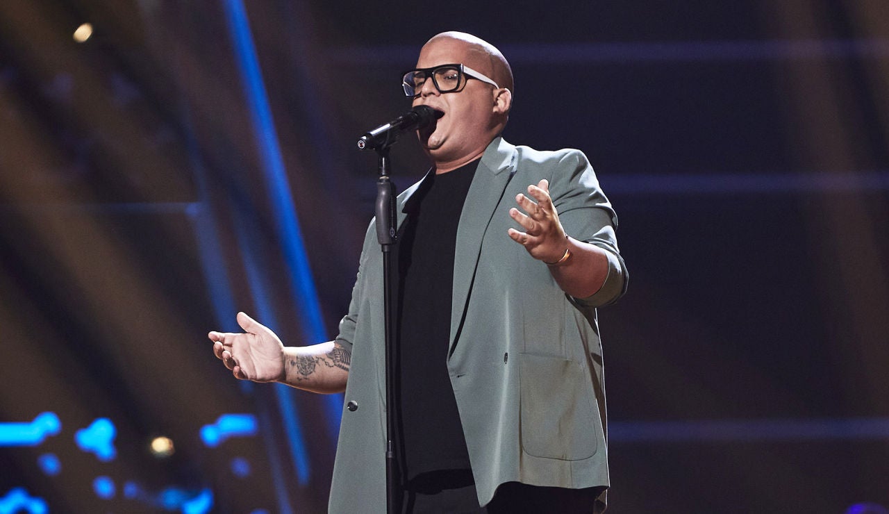 Besay Pérez canta ‘Abriré la puerta’ en los Asaltos de ‘La Voz’