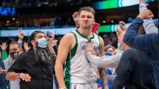 Luka Doncic alucina a la NBA con su último triple ganador a los Celtics en el último segundo Luka Doncic alucina a la NBA con su último triple ganador a los Celtics en el último segundo