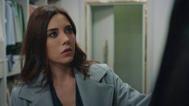 Asya descubre la obsesión enfermiza de Volkan