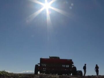 Los agricultores se sienten "ahogados" por la subida del precio del gasóleo y la luz