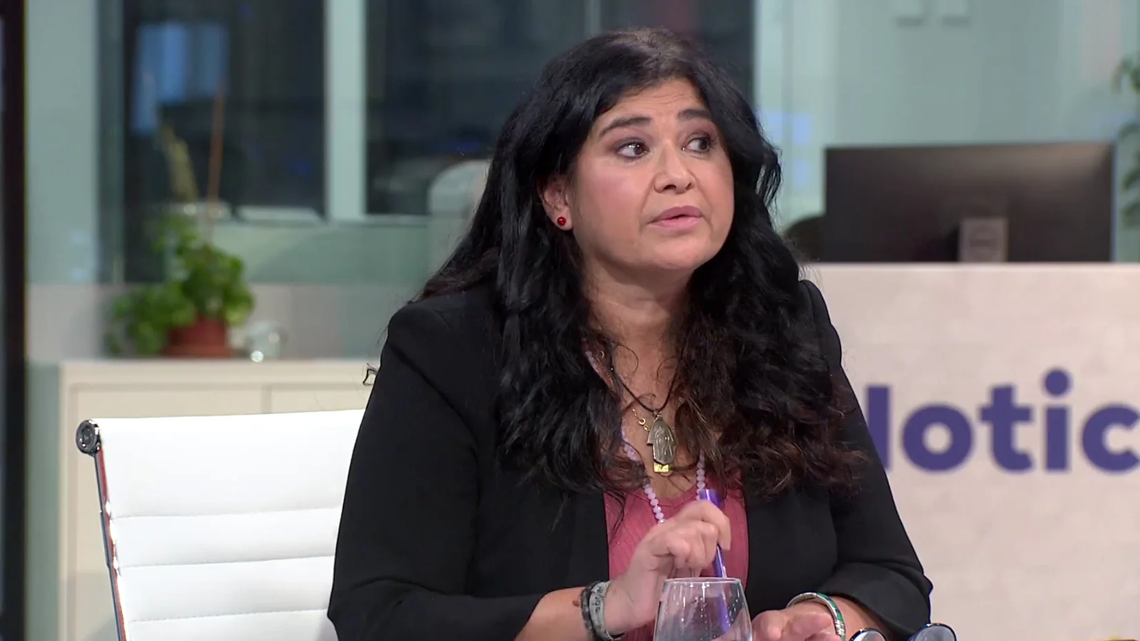 Lucía Etxebarría, tras debatir sobre el uso del hiyab: "Voy a recibir amenazas de muerte" Lucía Etxebarría, tras debatir sobre el uso del hiyab: "Voy a recibir amenazas de muerte"