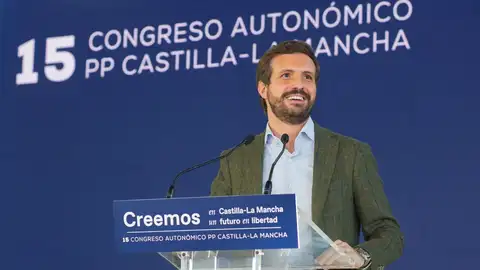 Pablo Casado asegura critica la gestión económica del Gobierno y asegura que el PSOE va "al barranco" Pablo Casado asegura critica la gestión económica del Gobierno y asegura que el PSOE va "al barranco"