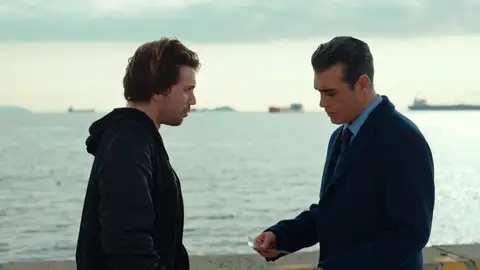 Volkan, obsesionado con Turgay, sigue todos sus pasos 'Infiel'