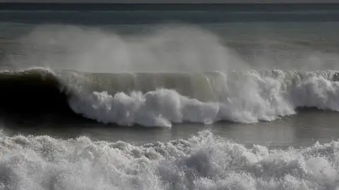 Chubascos fuertes en Baleares y Cataluña y nevadas copiosas en los Pirineos Chubascos fuertes en Baleares y Cataluña y nevadas copiosas en los Pirineos